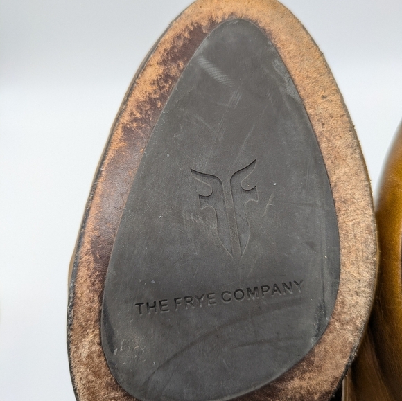 Frye Lois Brown Letter Block Heel 10 - Picture 11 of 13